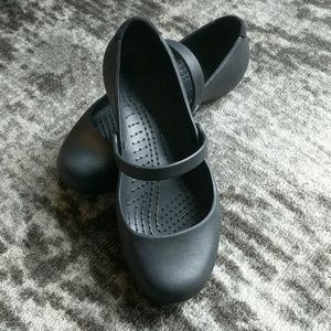 CROCS: Black Mary Jane waterpoof size 8M